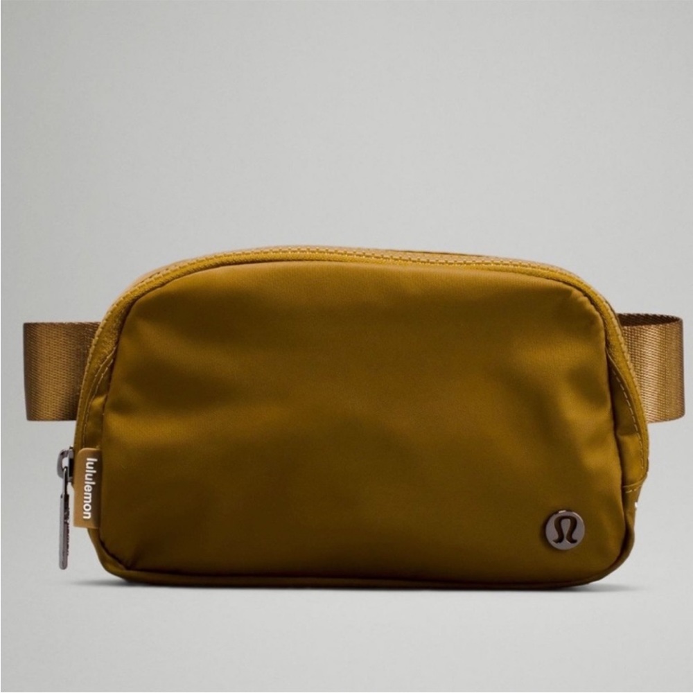 388. Lululemon Burnt caramel everywhere belt bag 1L - Picture 1 of 6